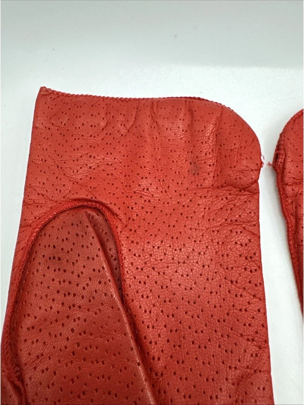 Vintage Charter Club Made In Italy Red Gloves Size M Acrylic Lined